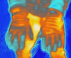 FLIR One thermal imaging test of Outdoor Research Lodestar Sensor and Stormchaser gloves.